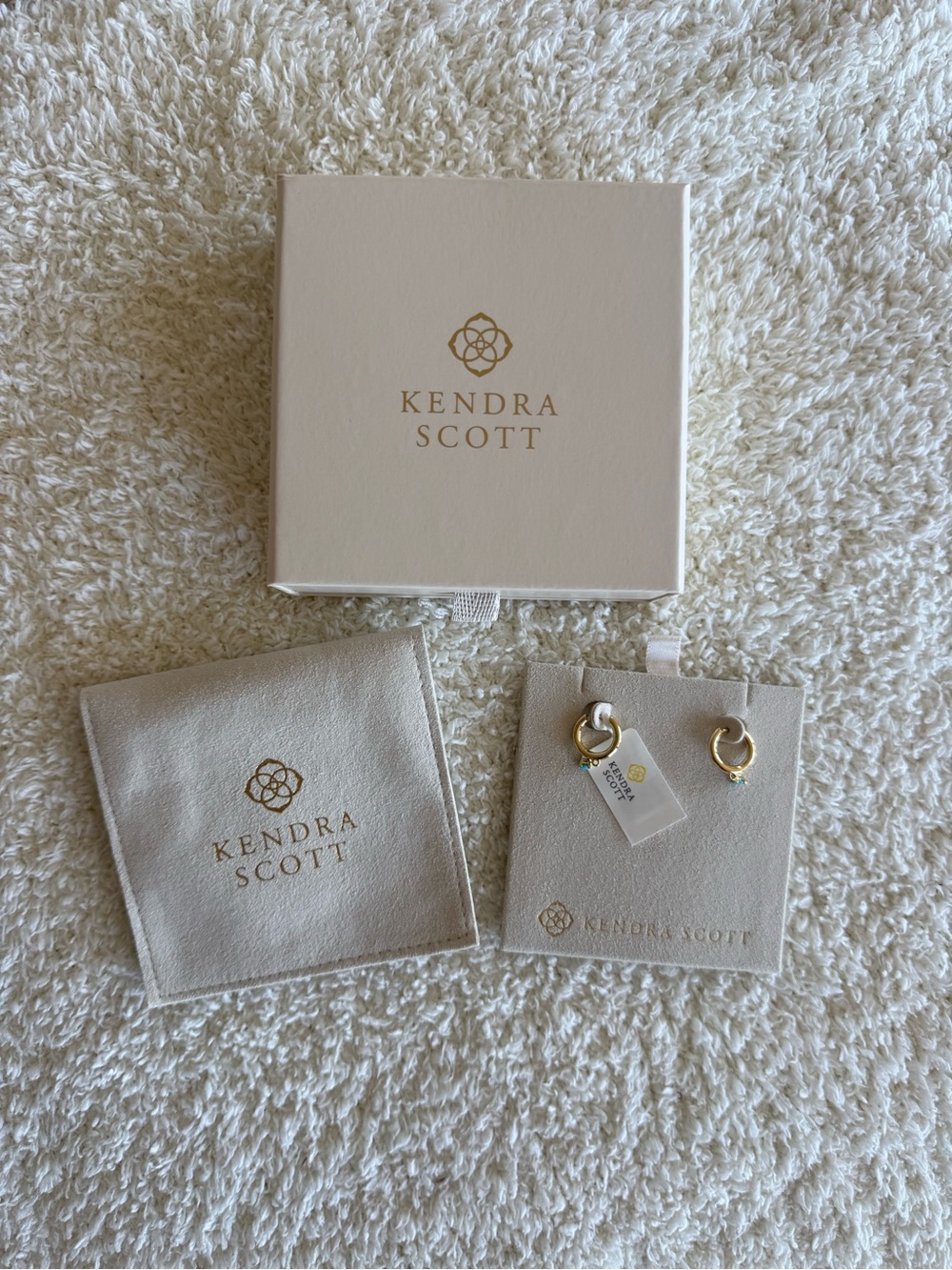 Kendra Scott Maisie 18k Gold Vermeil Huggie Earrings in Turquoise / December NWT